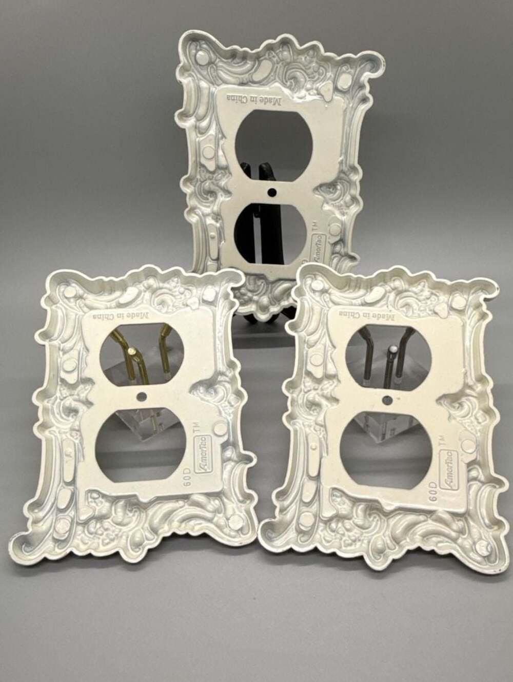 Lot of 3 AmerTac Antique White Rose Outlet Wall Plates Shabby Cream Cottagecore - Picture 5 of 7